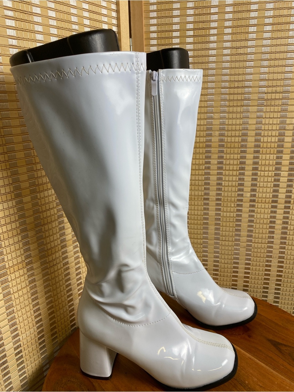 Woman’s 7 White Costume Go Go Boots